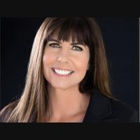 Jackie Bernardi: Entrepreneur and Beauty Industry Business Catalyst