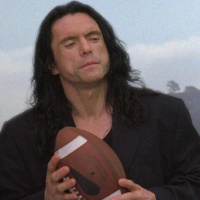 #323 The Room (2003), de Tommy Wiseau, y The Disaster Artist (2017), de James Franco