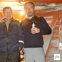 Kainuu osa 1: Diskoileva kirjastoautokuski, ennustajaeukko ja Mustan Seppo