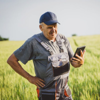 Mundo solidario - Reconectados Rural. Aves: caza ilegal. Gaza sin alimentos.