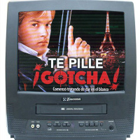 04x03 Remake a los 80, ¡TE PILLÉ, GOTCHA! (1985) Jeff Kanew