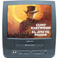 02x25 Remake a los 80  EL JINETE PÁLIDO 1985 Clint Eastwood, con Luisje Moyano