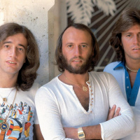 Stayin Alive de los Bee Gees, una canción que salva vidas