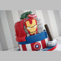 NERDWatch Episode 87: 8 Guys, 1 Cake,  the Return of the Chocolate Member