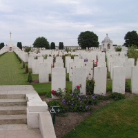Más Allá de la Historia: Cementerios de la primera y segunda guerra mundial