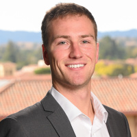 FoA 427: Andrew Minarick on Remote Livestock Verification, Flyover Whiskey, and His Entrepreneurial Journey