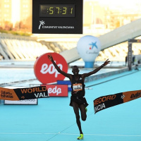 Vi er meget tæt på, at et marathon under 2 timer bliver en realitet