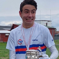 News 2 - De unge danske løbekometer, Axel  Joel, skal i action i Holland og England