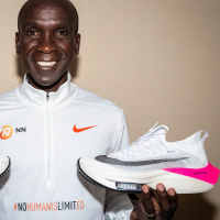 Kan man forbyde en løbesko ? Og hvor hurtigt kan Kipchoge egentlig løbe på et marathon?