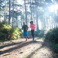 Schon recht wenig Sport nutzt Frauen eher als Männern