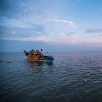 In Kenia lernen Fischer, wie sie Wale und Delfine in Not retten
