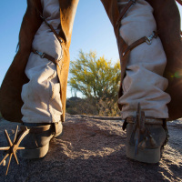 Handy-Nutzung führt zu Cowboy-Gangbild