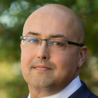 Siva Vaidhyanathan and Helen Lewis on How Facebook Disconnects Us and Undermines Democracy