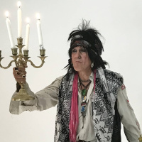 Soilin seurassa rocktähti Andy McCoy