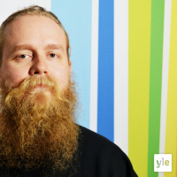 Radio Suomesta poimittuja: Vaatesuunnittelija Sasu Kauppia kummastuttaa muodin kiihkeä kausivaihtelu