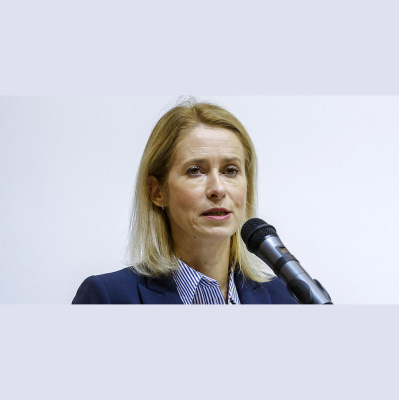 Nessun Luogo È Lontano