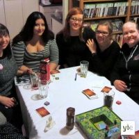 Jokapaikan Reetta: Nörttityttöjen peli-illassa