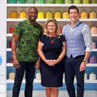 Brad Smith: The Big Bake Halloween