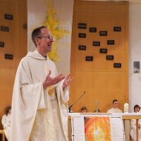 Überwunden. Der Stein, das Gewand und die Mission - Osternacht 2024 (P. George Elsbett LC)