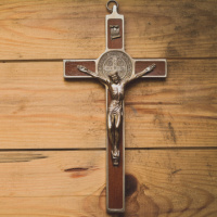 Gott meint es ernst. (P. George Elsbett @Zentrum JP2)