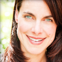 Ep5 : TECH CEO + AUTHOR - HOLLY PAYNE