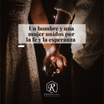 Un Hombre Y Una Mujer Unidos Por La Fe Y La Espera