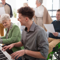 Reportajes Emisoras - San Sebastián - NAGUSILAN ANIMACION - 23/10/25