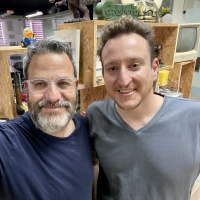 איך אפשר להתעשר מקריאייטיב? פרק 259 עם סער ברודסקי שותף ב-Bits  Sparks