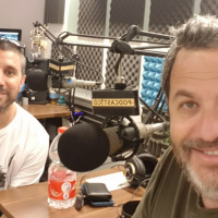 פרק 93- שיחה עם אסף כץ, סמנכל הקריאייטיב של JWT ובעל העמוד ילדים הם התסריטאים הכי טובים בעולם