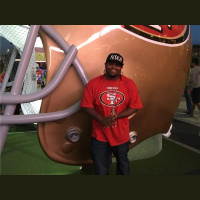 Lil Eazy E Hall of Famer Willie Roaf