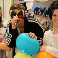 9-åriga Hinok kan utvisas, 1000 modiga frågor och Harlem Shake