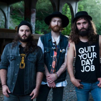 If Youre Going To Tour Stay Away From Fast Food | Under The Radar With The Hazytones