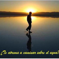 ¿TE ATREVES A CAMINAR SOBRE EL AGUA?