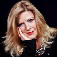 Episode 238 - Vicky Hamilton