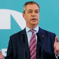 Nigel Farage stands down Brexit Party candidates