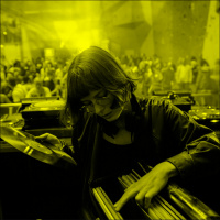 Crack Mix 104 - Courtesy