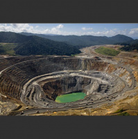 EL PROBLEMA DE LA MEGAMINERIA