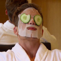 Episode 20: The Bachelorette Week 5, Mani/Pedis,  Listener Questions