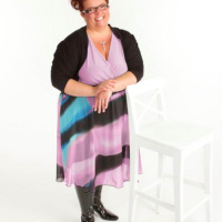 Glenyce Hughes On Magic With Molecules