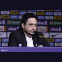 Copa no Brasil deve servir para massificar futebol feminino e deixar legado social, diz Arthur Elias