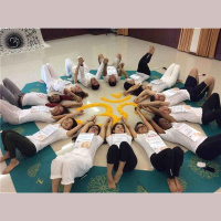 The Happy Knee - How to show up for elder loved one