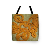 Topically Yours - Fiber Artist Alicia Evans