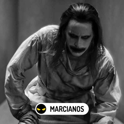 Marcianos En Un Tren