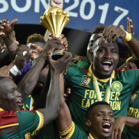 Starka känslor i Yaounde och Kairo