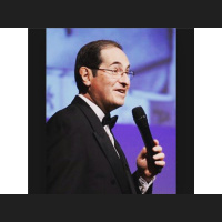 Morning Moments With Maia The History of Hilarity with Lenny Dave