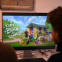 Bestes Computerspiel - Im Tiny Bookshop werden alte Bücher und Lebensträume gehandelt