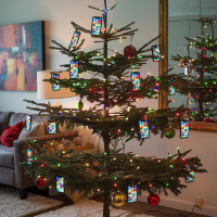 Итоги 2024: лучшие смартфоны, интересные сериалы, любимые нейросети