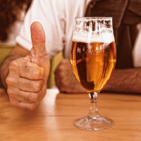 Cerveja ou vinho: qual engorda mais?