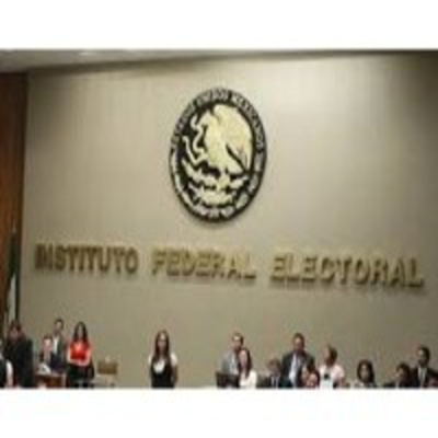 Mesa De Análisis Político, Con Nino Canún.