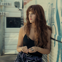 449: Should You Rock Out With Daisy Jones And The Six?